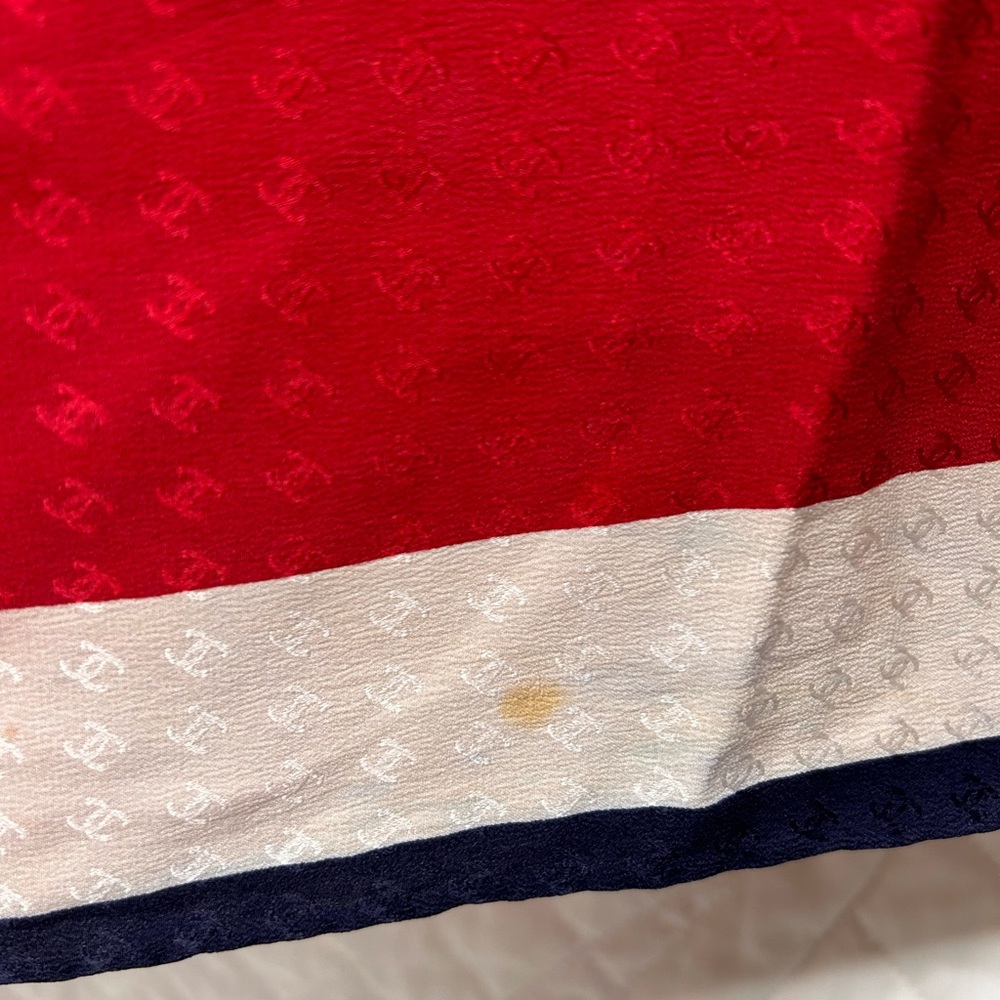 Chanel silk square scarf - Picture 4 of 9